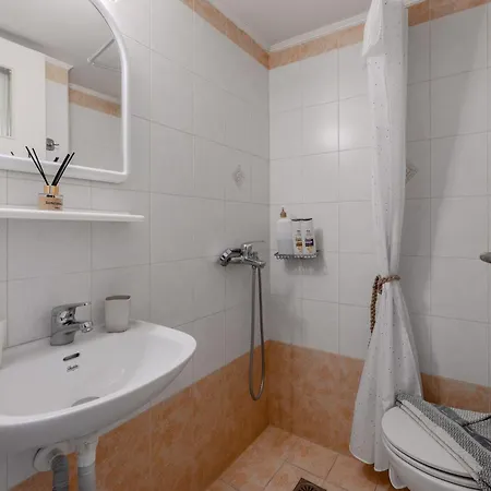 Διαμέρισμα μελίτατα 14 *